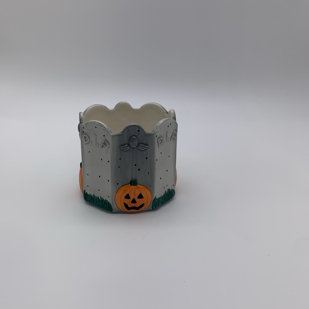 PAPEL GIFTWARE Ceramic Porcelain Halloween Tombstones & Jack-O-Lanterns Vase